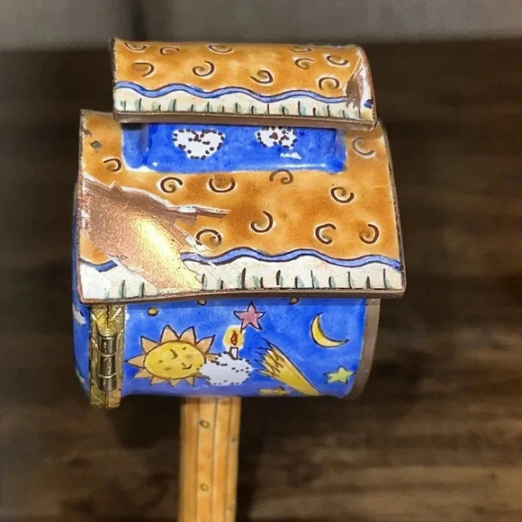 VTG Set of 2 US Mail Stamp Holder Birdhouses Kelvin Chen 2004 / 2002 - Picture 10 of 16